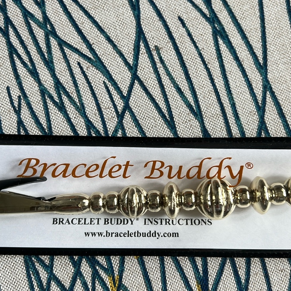 BRACELET BUDDY